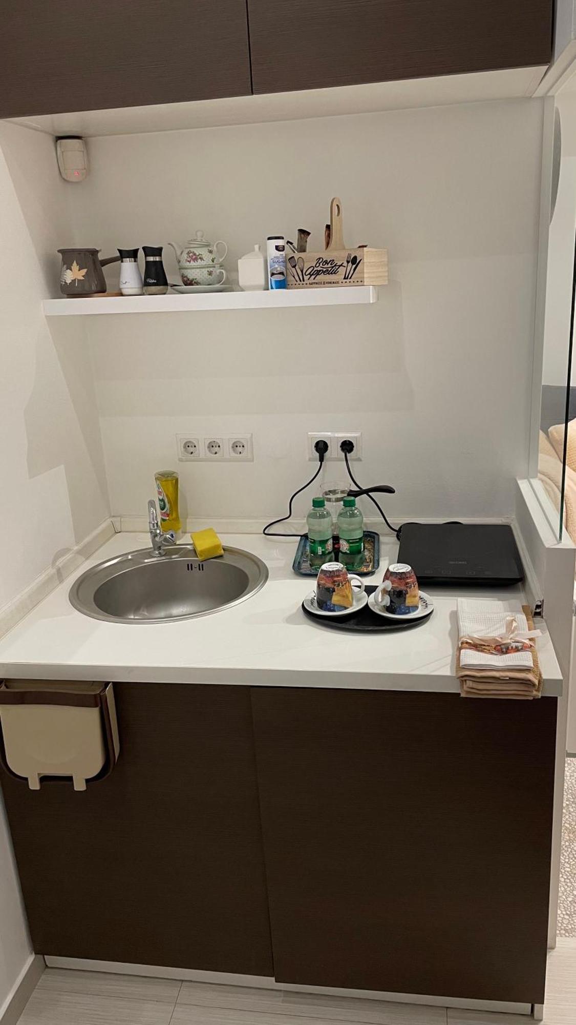 Tim Apartment Sarajevo With Private Parking Экстерьер фото
